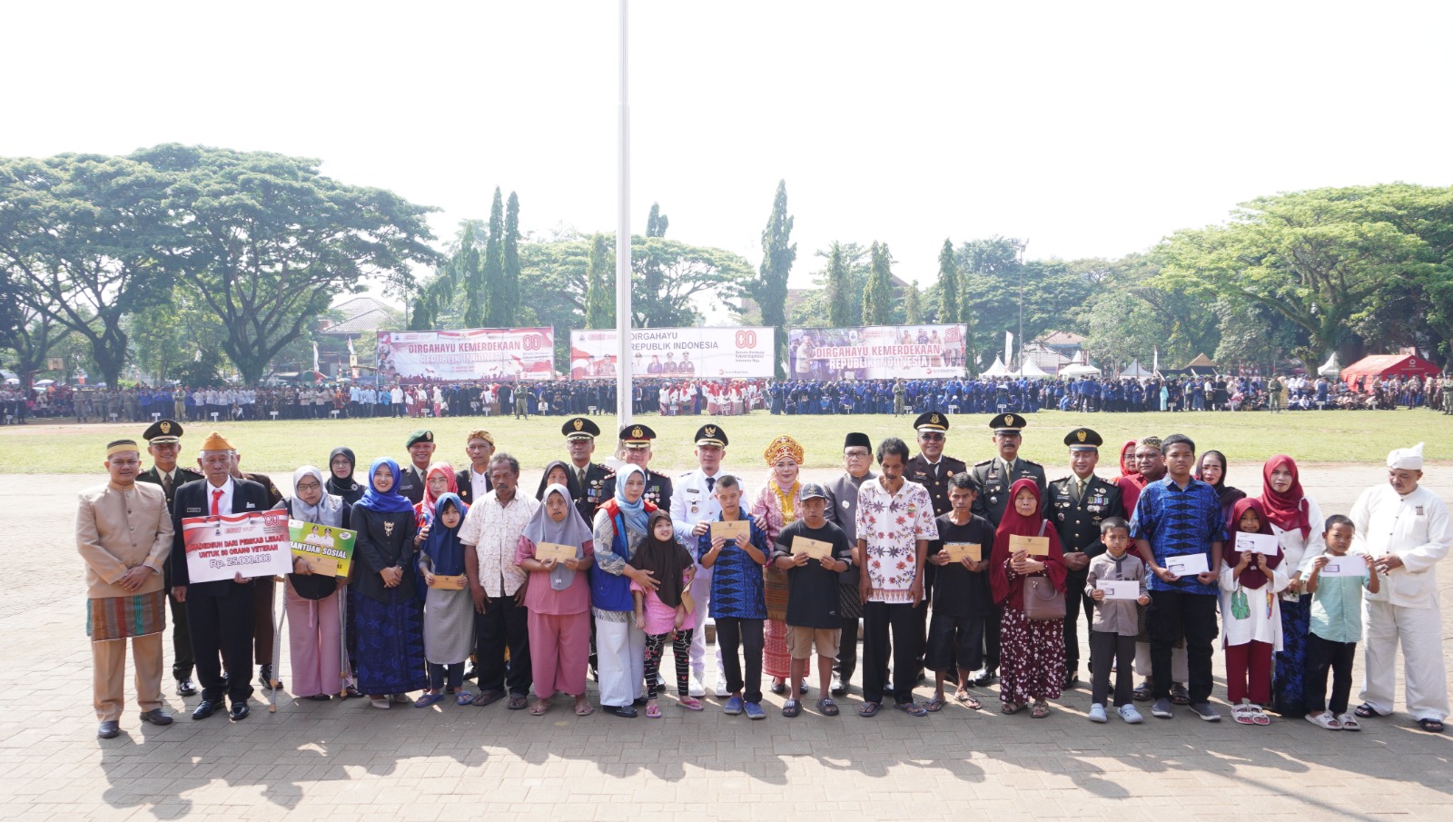 Upacara HUT ke-80 RI, Bupati Ajak Warga Utamakan Persatuan dan Gotong Royong