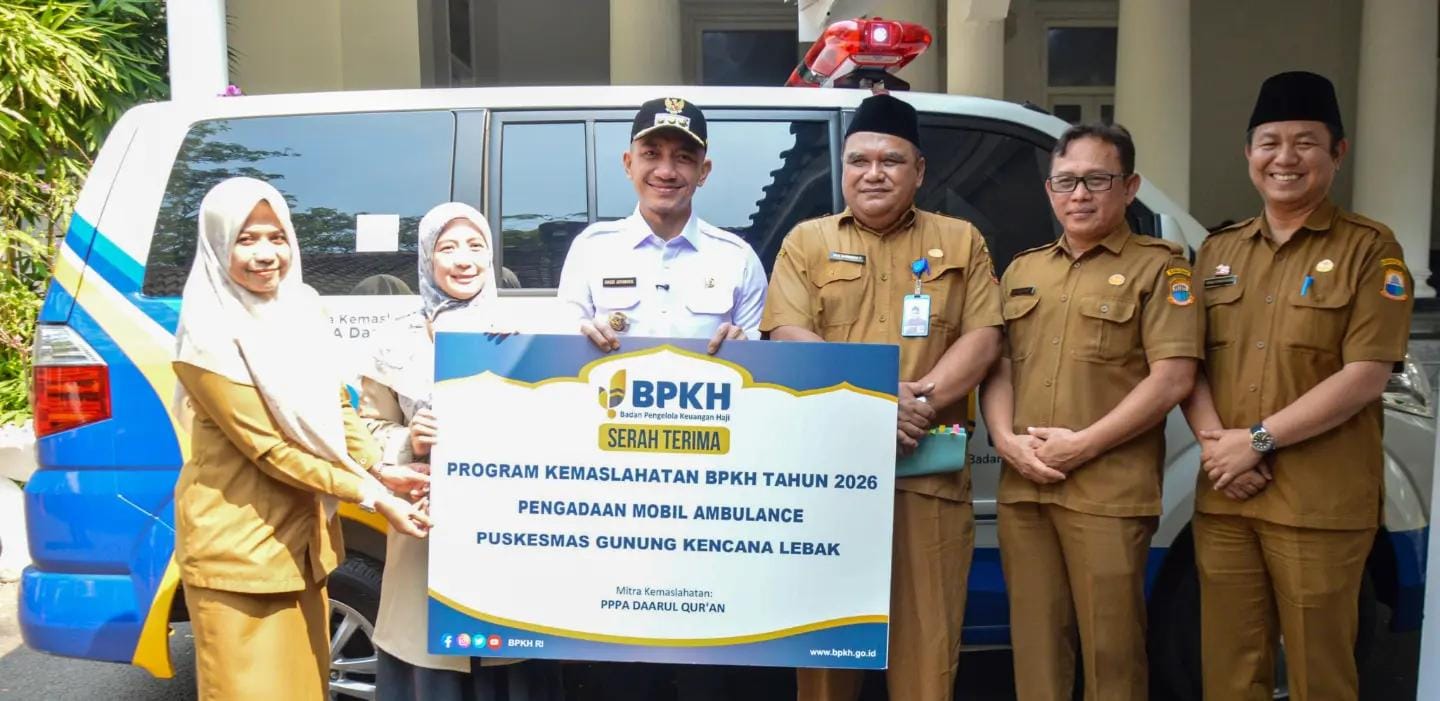 Bupati Hasbi Terima Bantuan Ambulans dari BPKH untuk Puskesmas Gunungkencana