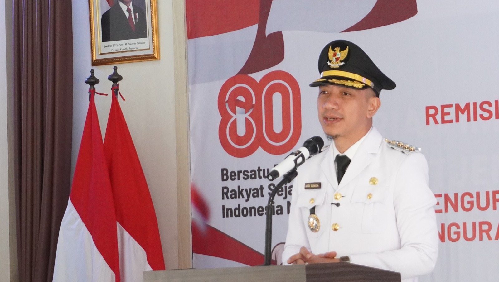 Bupati Serahkan Remisi Umum dan Dasawarsa untuk Warga Binaan Lapas Rangkasbitung